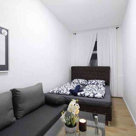Comfort Triple Room Th Wenen Buitenkant foto