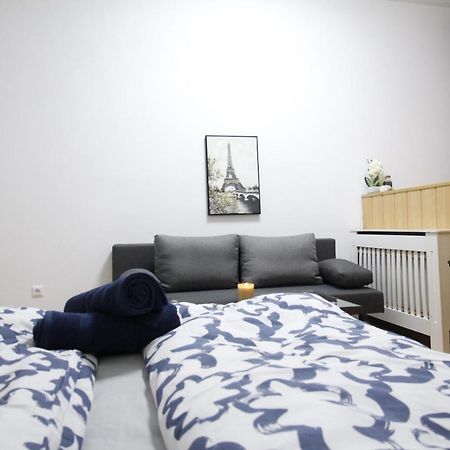 Comfort Triple Room Th Wenen Buitenkant foto