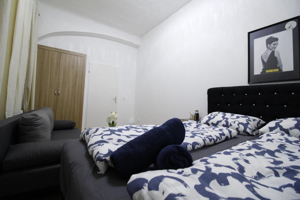 Comfort Triple Room Th Wenen Buitenkant foto