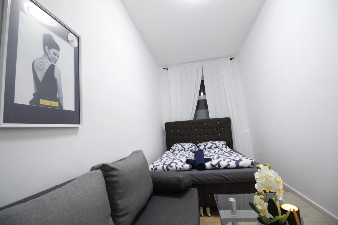 Comfort Triple Room Th Wenen Buitenkant foto