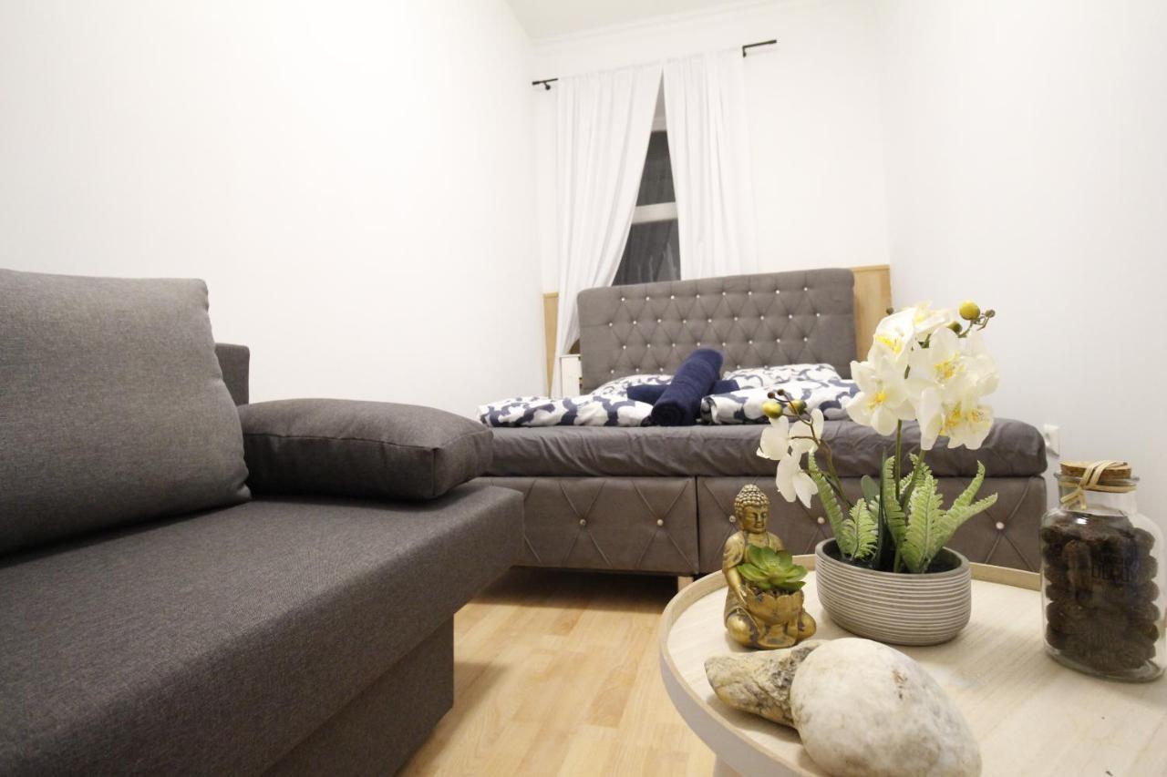 Comfort Triple Room Th Wenen Buitenkant foto