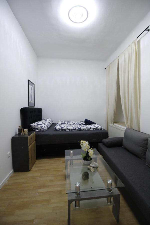 Comfort Triple Room Th Wenen Buitenkant foto